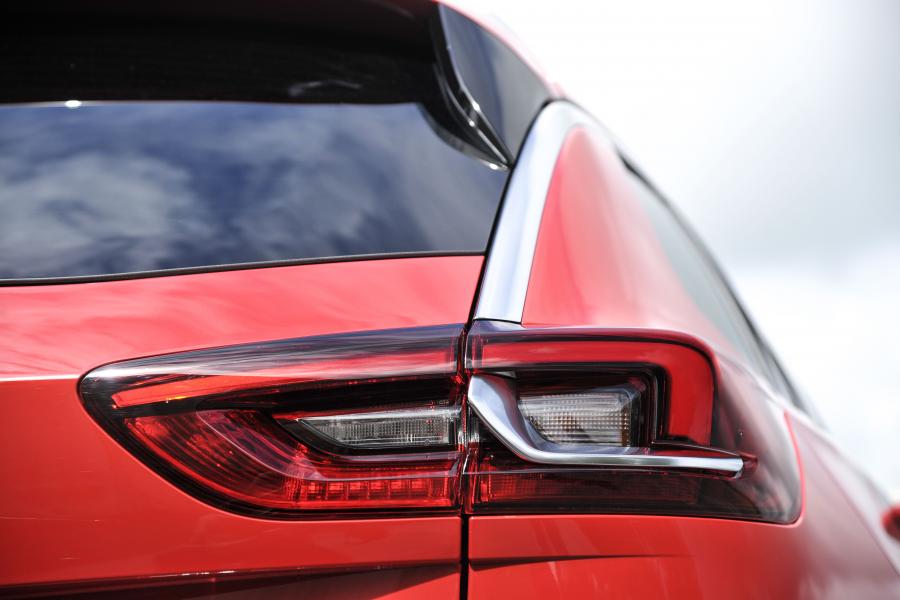 Детали экстерьера Vauxhall Insignia Sports Tourer 2017 года  (фото 17 из 35)